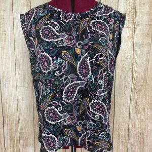Cute Paisley top! NWOT! Size medium petite